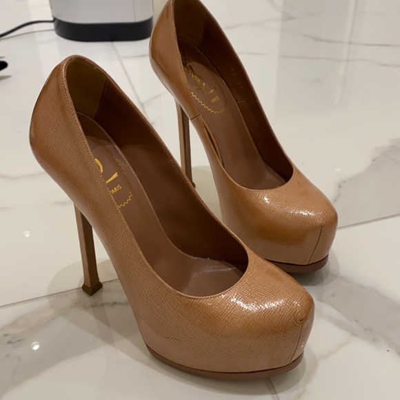 Shoes - Picture 1 of 1